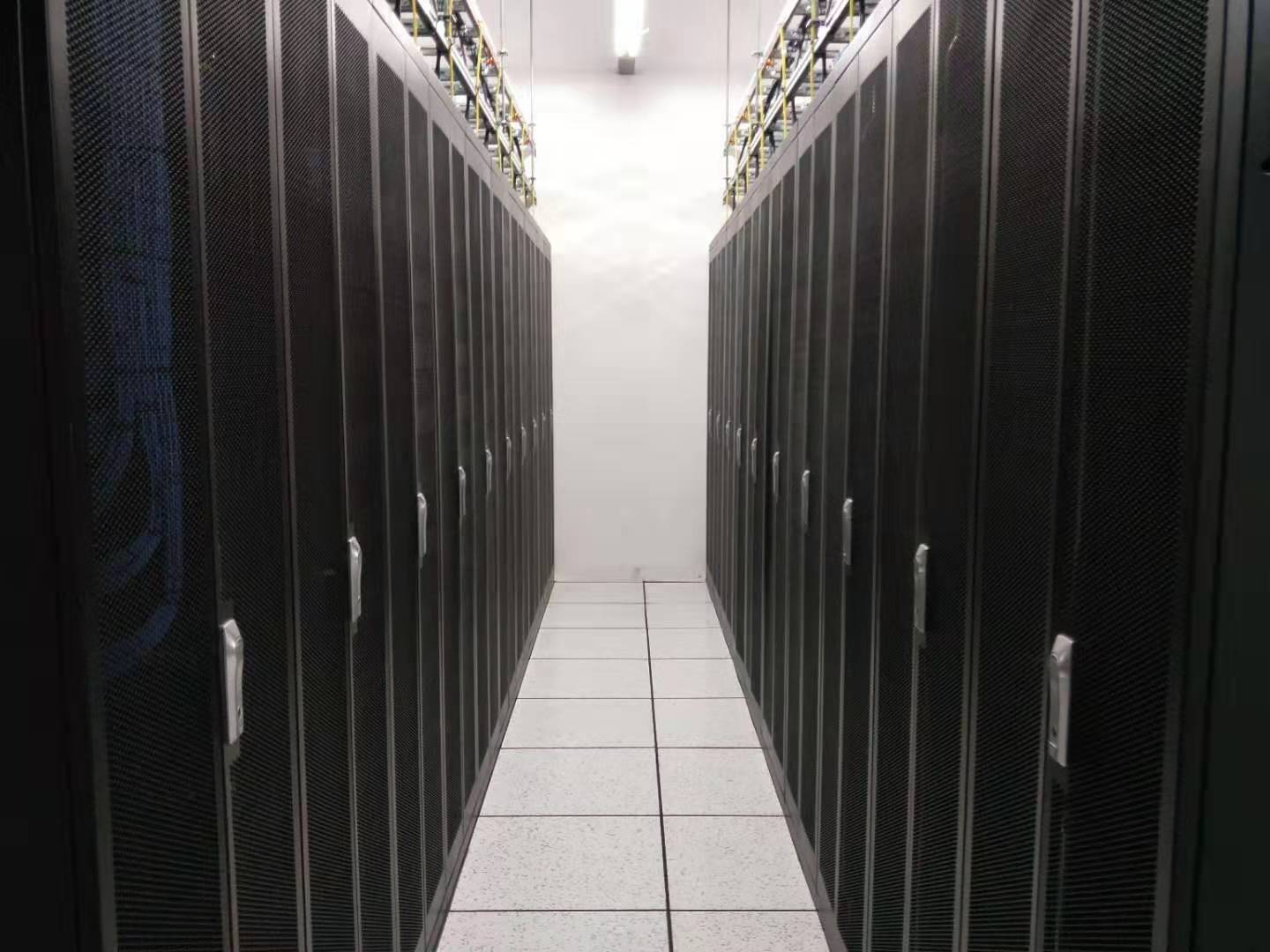 五台IDC机柜促销季开启